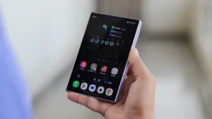 Apple’ın İlk Katlanabilir Telefonu iPhone Duo: İsimlendirme Stratejisi Ne Anlama Geliyor?